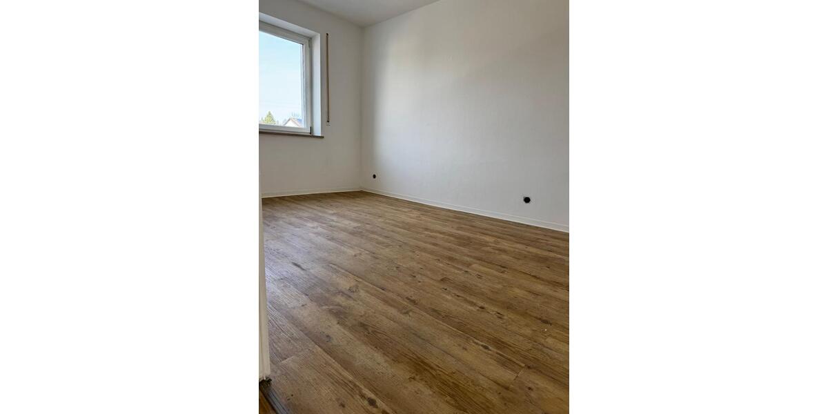 Etagenwohnung Kirchseeon - 4 Zimmer, 86 m&sup2;, 1.490&euro; | Angebot:25933645