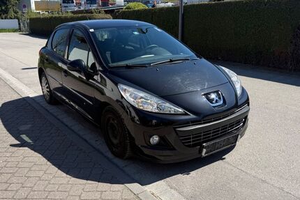 Peugeot 207 226.181 km 790 &euro; Rosenheim 83026