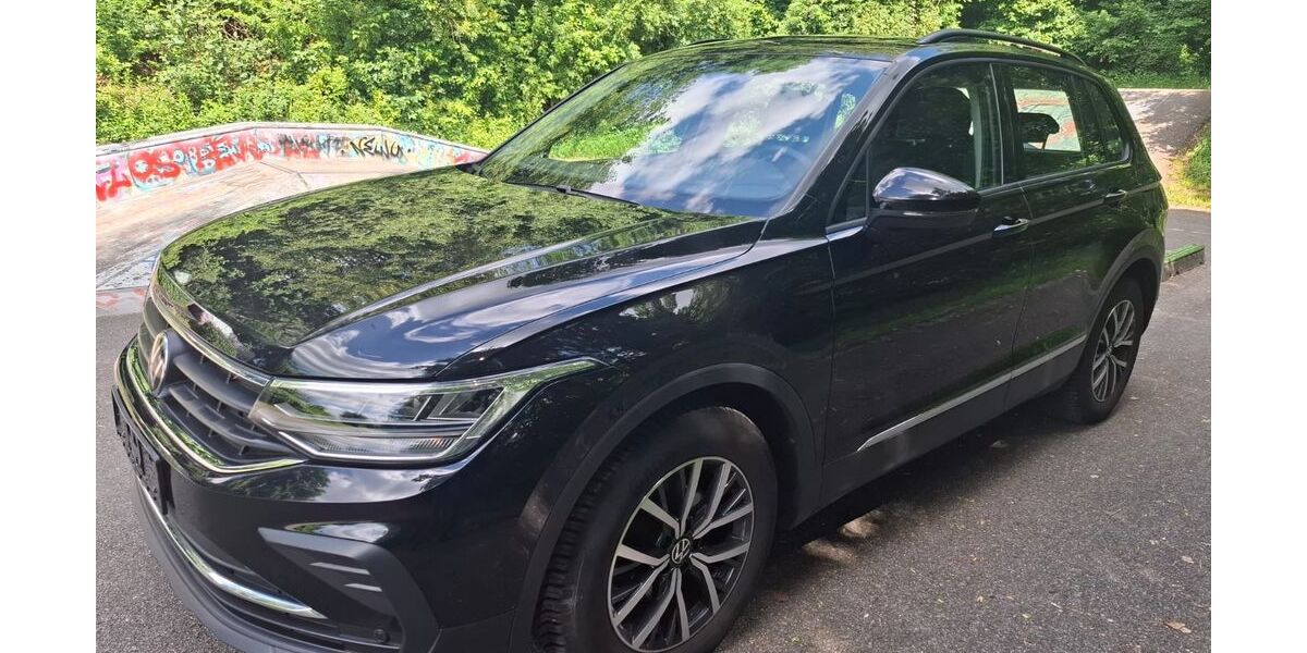 VW Tiguan 121.354 km 18.900 &euro; Kirchseeon 85614