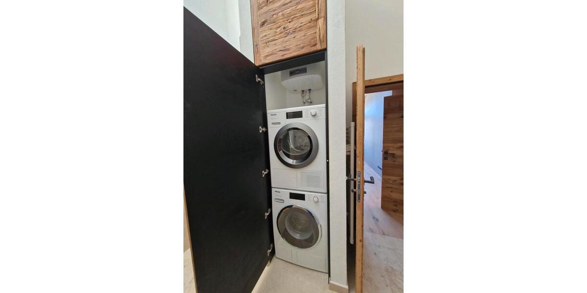 Dachgeschoßwohnung Kiefersfelden - 3 Zimmer, 80 m&sup2;, 1.900&euro; | Angebot:25285959