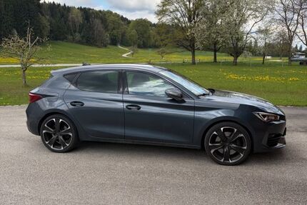 Cupra Leon 60.000 km 24.900 &euro; Rimsting 83253