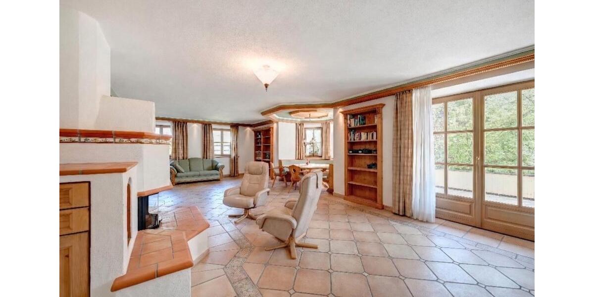 Einfamilienhaus Ebersberg - 15 Zimmer, 683 m&sup2;, 2.390.000&euro; | Angebot:26042398