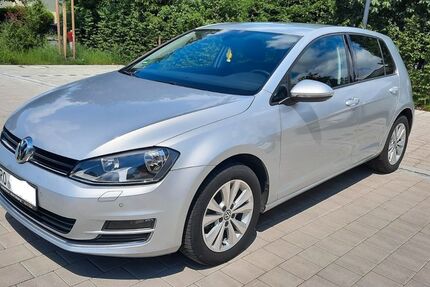 VW Golf 207.500 km 8.500 &euro; Eggstätt 83125