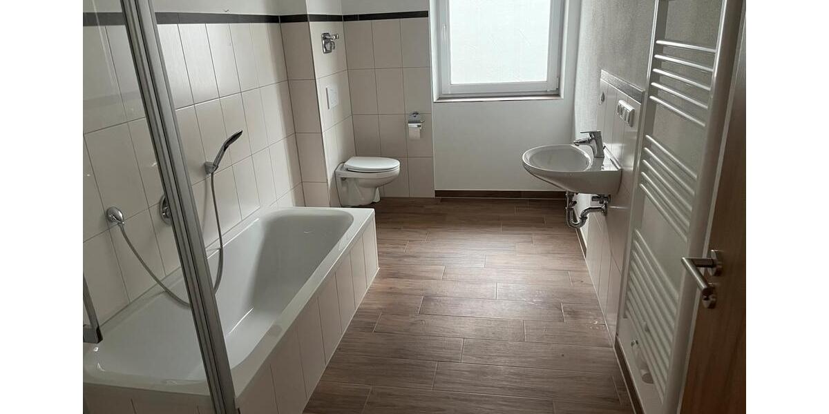 Gewerbeobjekt Pfaffing - 750&euro; | Angebot:23386914