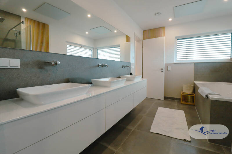 Einfamilienhaus Bernau am Chiemsee Bernau - 4 Zimmer, 161 m&sup2;, 794.000&euro; | Angebot:25898400