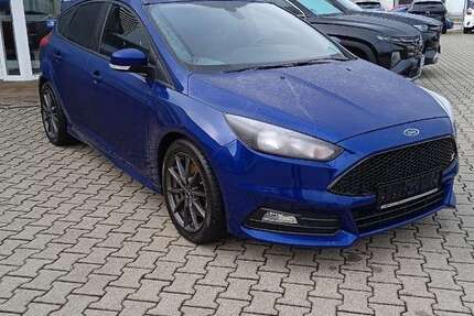 Ford Focus 89.000 km 15.590 &euro; Wasserburg 83512