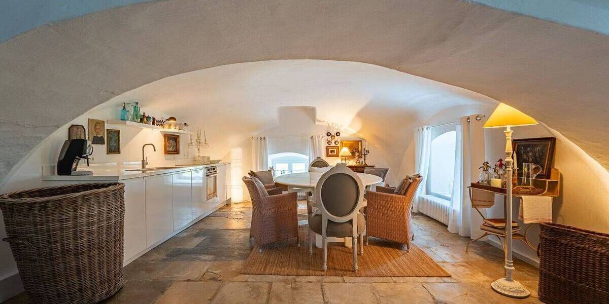 Mehrfamilienhaus, Wohnhaus Griesstätt - 8 Zimmer, 370 m&sup2;, 2.650.000&euro; | Angebot:26080091