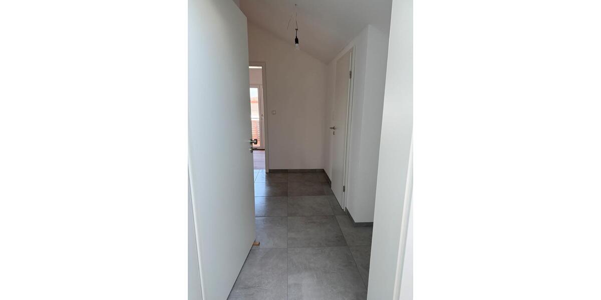 Dachgeschoßwohnung Aßling - 2.5 Zimmer, 55 m&sup2;, 1.081&euro; | Angebot:25402254