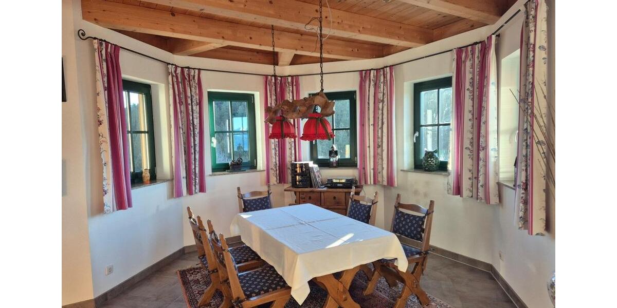 Villa Bad Aibling - 6 Zimmer, 256 m&sup2;, 1.049.000&euro; | Angebot:26084669