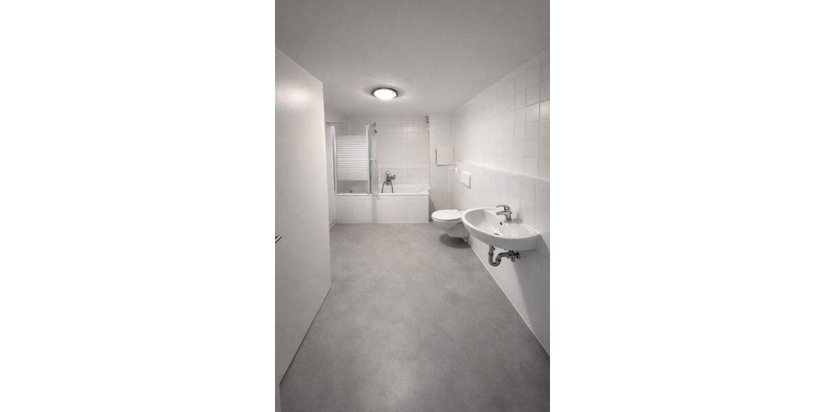Etagenwohnung Rosenheim Ost - 4 Zimmer, 110 m&sup2;, 1.525&euro; | Angebot:25744499