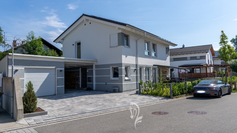 Modernes Architektenhaus mit A+ Energieeffizienz und großzügigem Raumangebot - Einfamilienhaus Ebersberg | Angebot:25705561