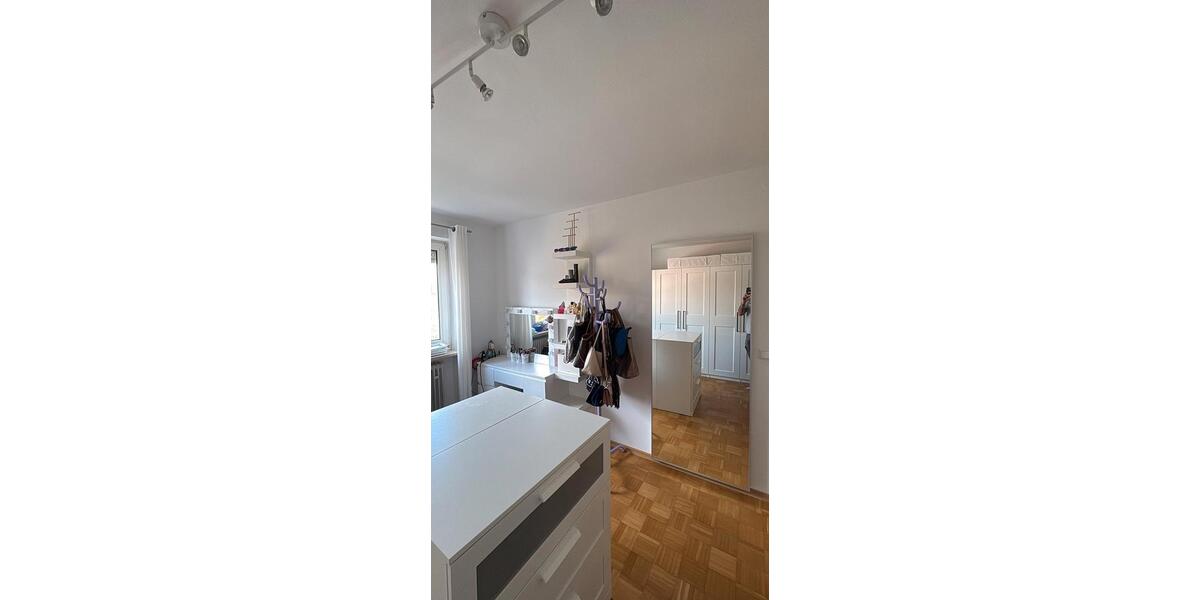 Etagenwohnung Rosenheim Aising - 3 Zimmer, 75 m&sup2;, 1.000&euro; | Angebot:25975842