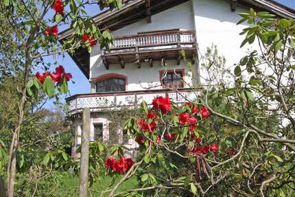 Haus Söchtenau - 10 Zimmer, 314 m&sup2;, 980.000&euro; | Angebot:20604693