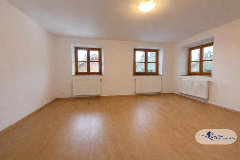 Etagenwohnung Aschau im Chiemgau - 4 Zimmer, 152 m&sup2;, 1.450&euro; | Angebot:25251371