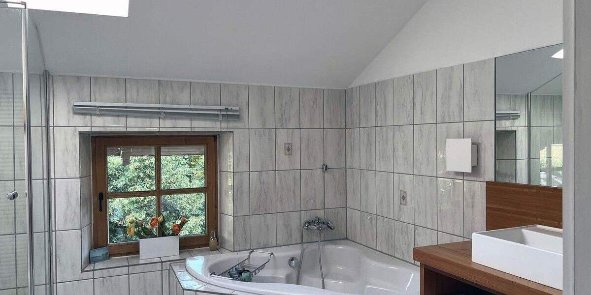 Bauernhaus, Landhaus Tuntenhausen Unterrain - 1 Zimmer, 507 m&sup2;, 1.790.000&euro; | Angebot:25760397