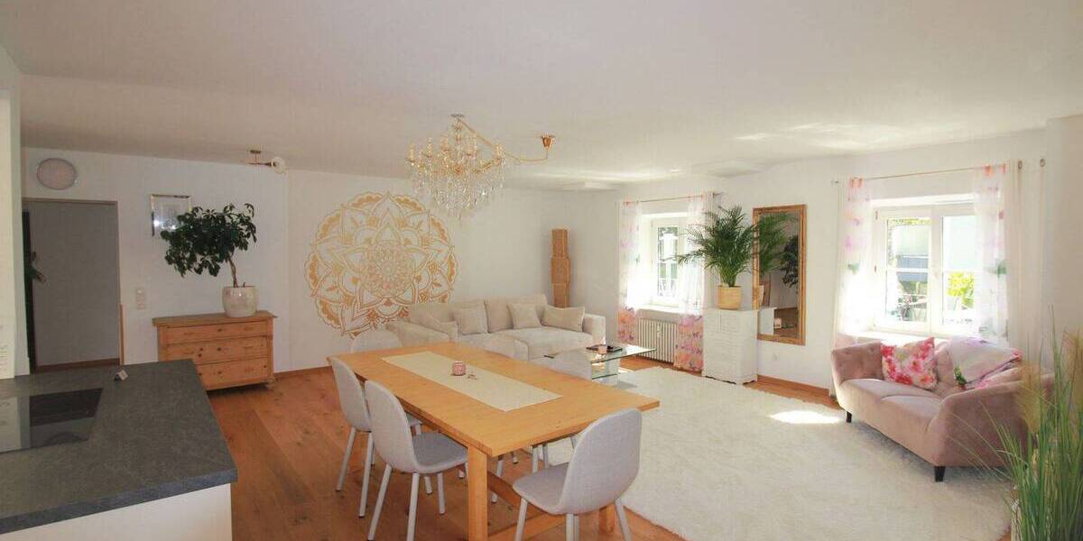 Etagenwohnung Kolbermoor - 3 Zimmer, 130 m&sup2;, 499.000&euro; | Angebot:25746266