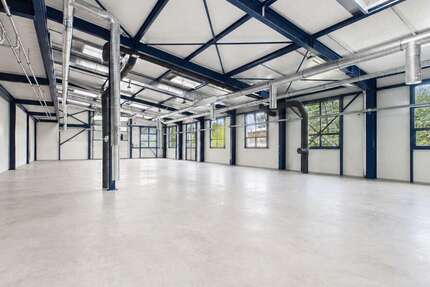 Gewerbeobjekt Bad Endorf - 2.250&euro; | Angebot:27347899