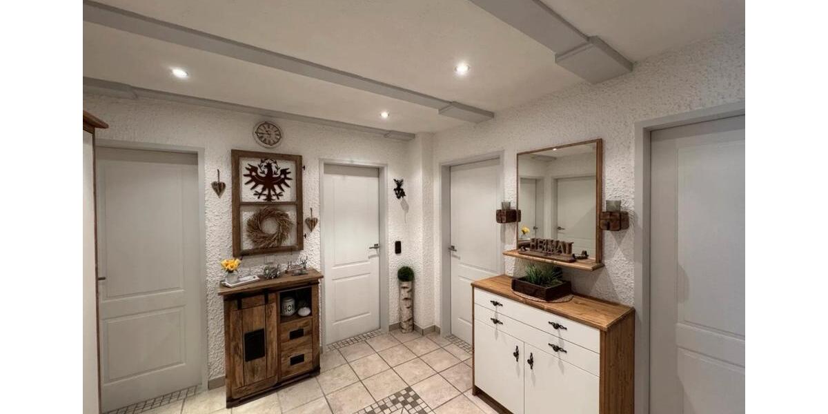 Etagenwohnung Aschau im Chiemgau - 3 Zimmer, 86 m&sup2;, 350.000&euro; | Angebot:26920299