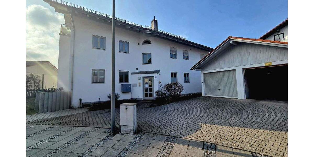 Etagenwohnung Bad Aibling - 3 Zimmer, 83 m&sup2;, 1.320&euro; | Angebot:25770370