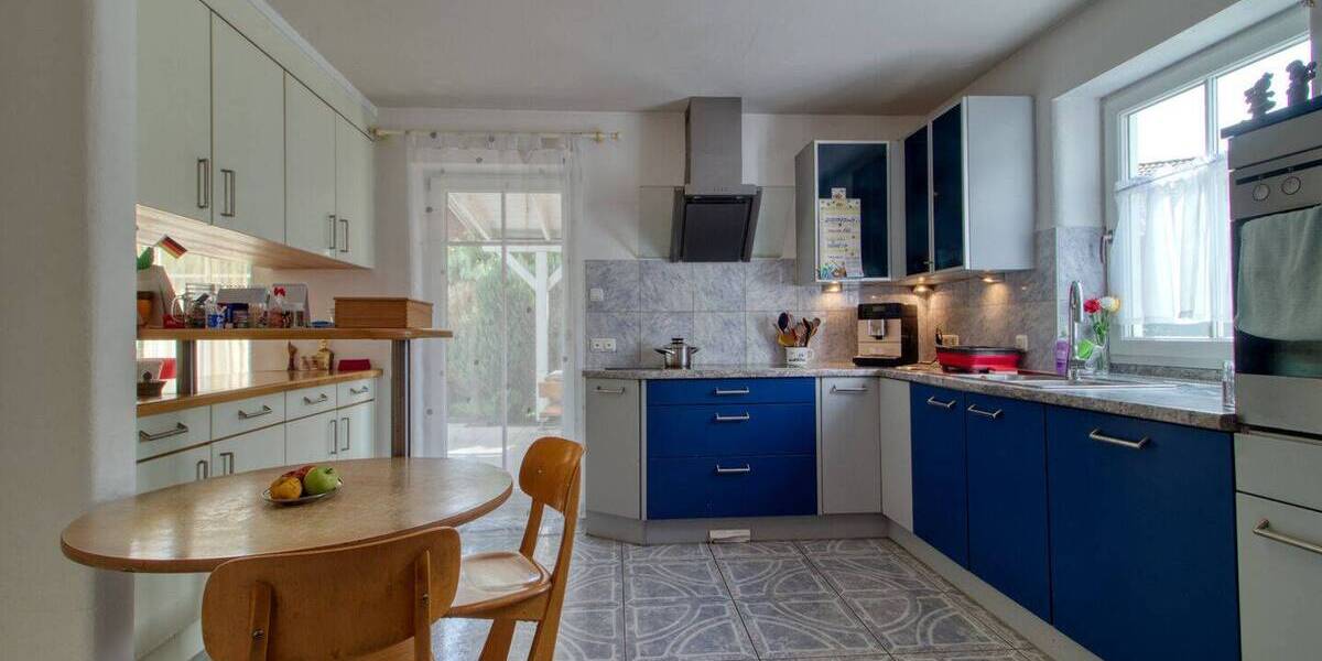 Einfamilienhaus Rohrdorf - 8 Zimmer, 260 m&sup2;, 890.000&euro; | Angebot:26595933