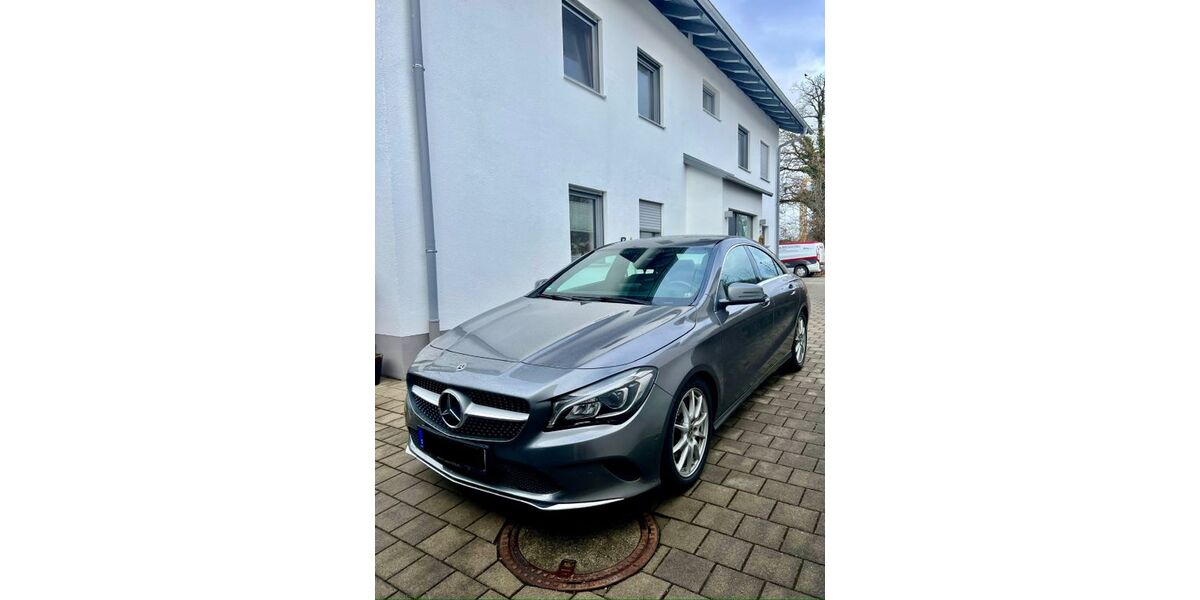 Mercedes-Benz CLA 180 97.619 km 18.600 &euro; Bruckmühl 83052