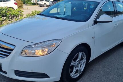 Opel Insignia 180.000 km 1.690 &euro; Rosenheim 83026