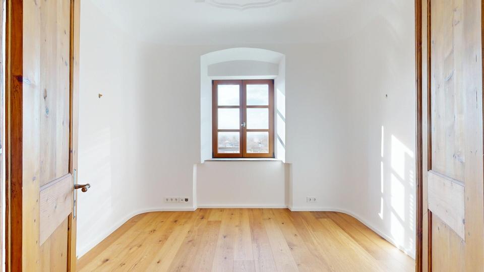 Etagenwohnung Bad Aibling - 6 Zimmer, 134 m&sup2;, 1.960&euro; | Angebot:25361374