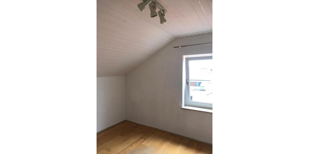 Dachgeschoßwohnung Rosenheim Aising - 1 Zimmer, 21 m&sup2;, 149.000&euro; | Angebot:25050102