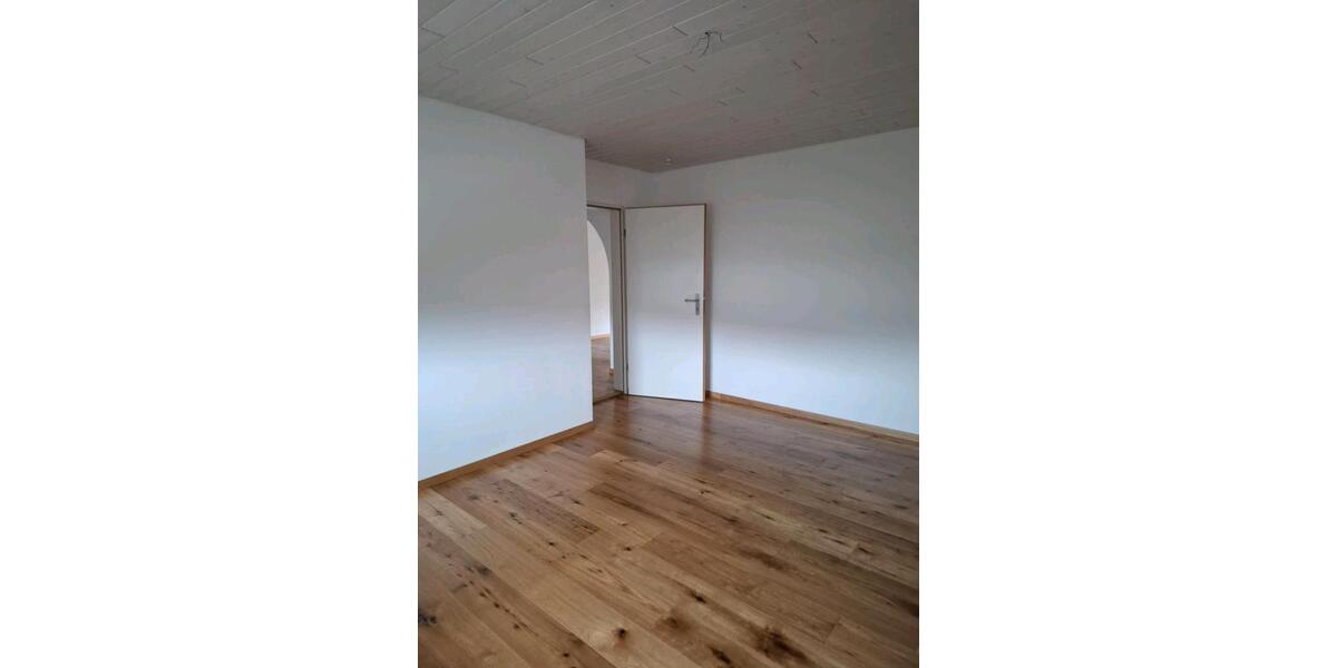 Etagenwohnung Feldkirchen-Westerham Westerham - 5.5 Zimmer, 105 m&sup2;, 1.750&euro; | Angebot:25417767