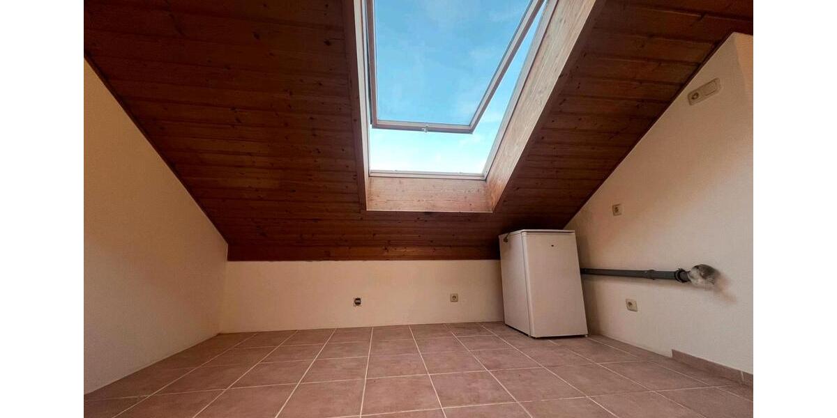 Dachgeschoßwohnung Großkarolinenfeld - 2 Zimmer, 40 m&sup2;, 166.000&euro; | Angebot:26993171