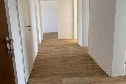 Wohnung Kirchseeon - 4 Zimmer, 86 m&sup2;, 1.490&euro; | Angebot:25933645