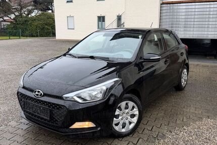 Hyundai i20 143.000 km 5.690 &euro; Bad Aibling 83043