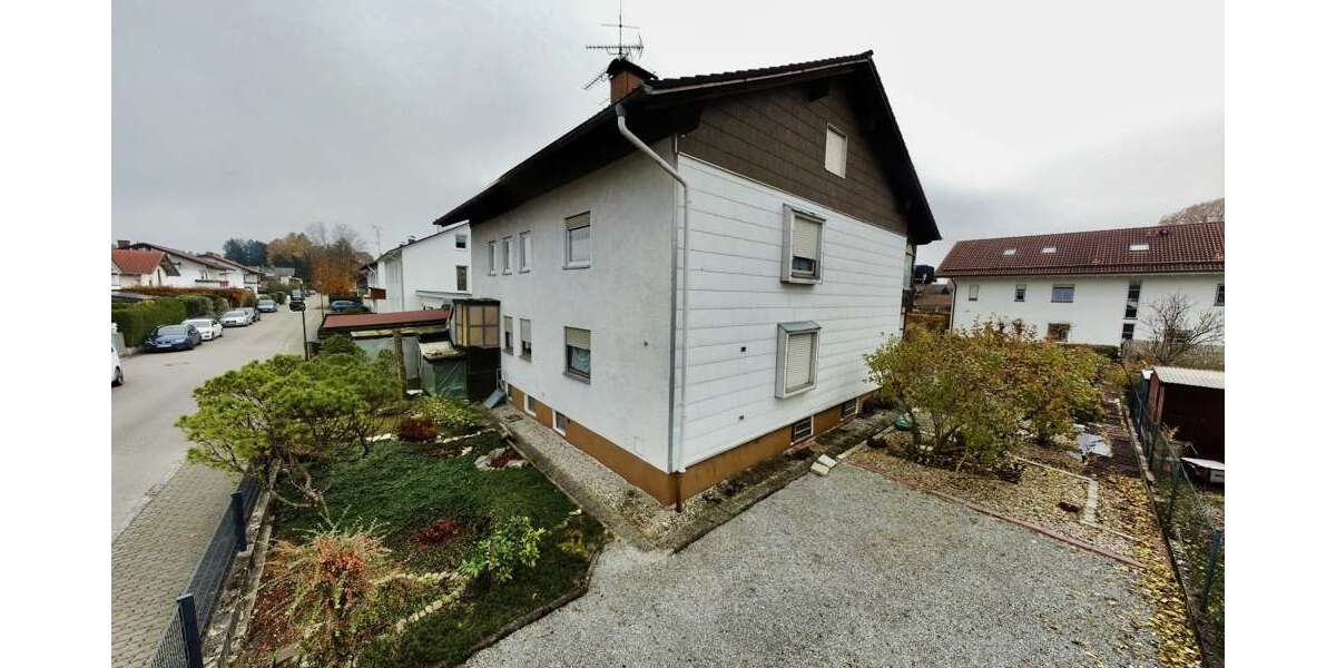 Einfamilienhaus Großkarolinenfeld - 8 Zimmer, 240 m&sup2;, 749.000&euro; | Angebot:24856087