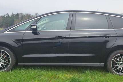 Ford Galaxy 83.000 km 18.900 &euro; Aying 85653