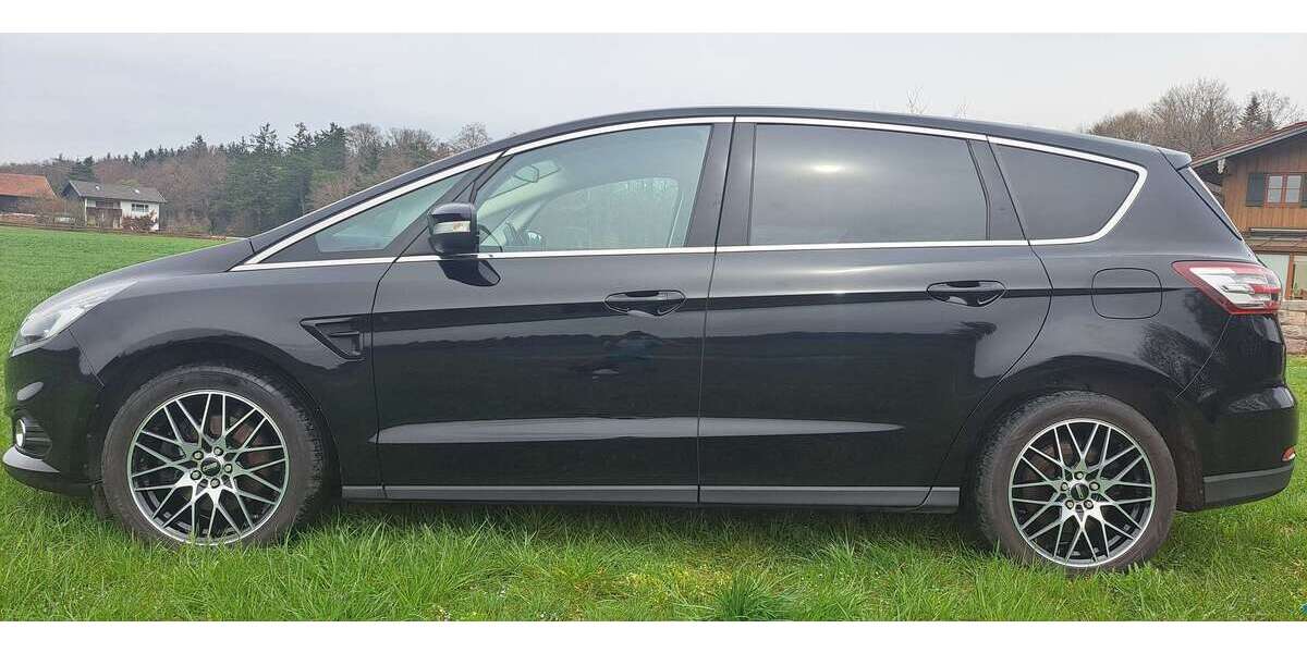 Ford Galaxy 83.000 km 18.900 &euro; Aying 85653
