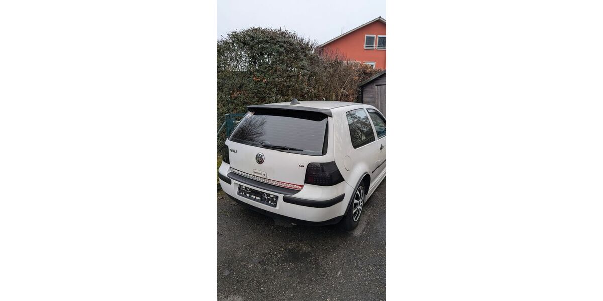 VW Golf 88.000 km 2.300 &euro; EBERSBERG 85560