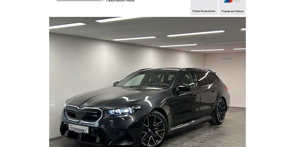 BMW M5 2.585 km 126.950 &euro; Rosenheim 83026