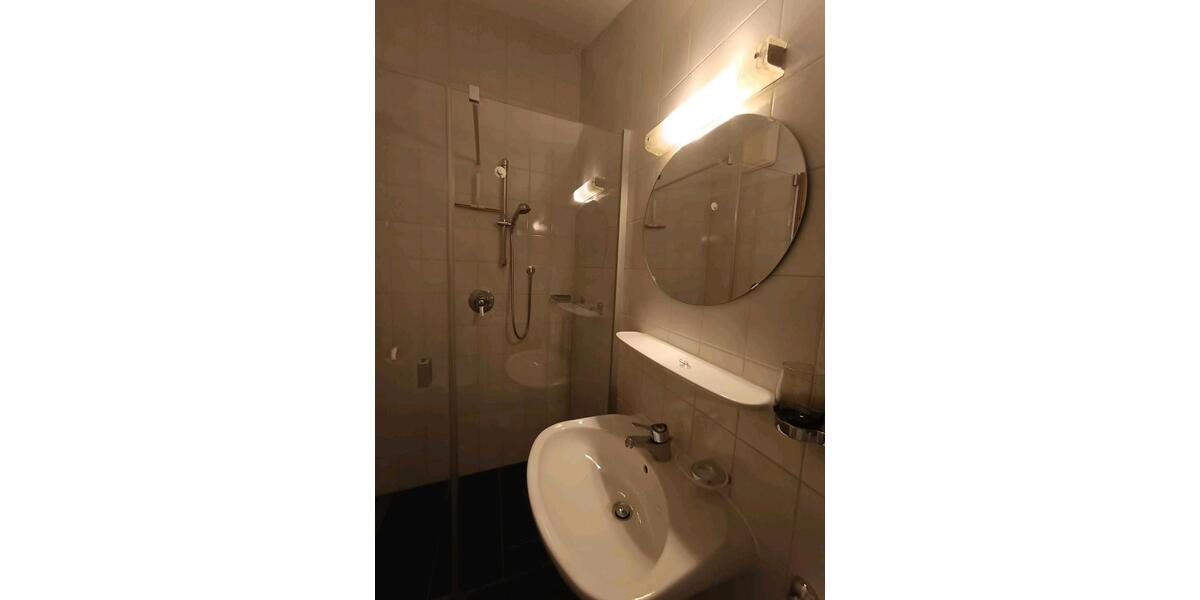 Dachgeschoßwohnung Staudach-Egerndach Egerndach - 2 Zimmer, 75 m&sup2;, 1.400&euro; | Angebot:24849796