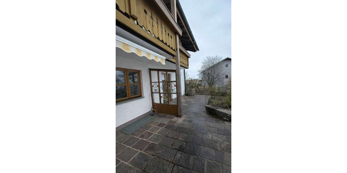 Einfamilienhaus Höslwang - 7 Zimmer, 299 m&sup2;, 599.000&euro; | Angebot:25984742