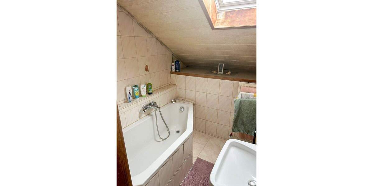 Einfamilienhaus Flintsbach - 9 Zimmer, 190 m&sup2;, 425.000&euro; | Angebot:25728122