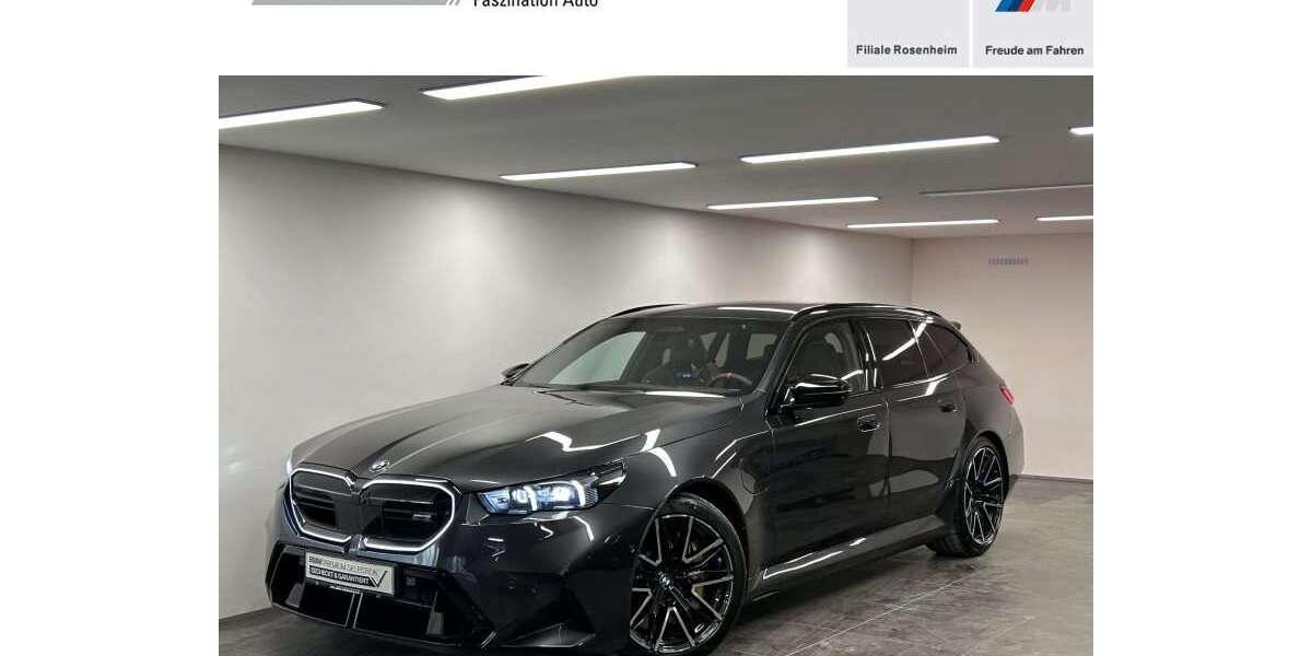 BMW M5 2.585 km 129.750 &euro; Rosenheim 83026