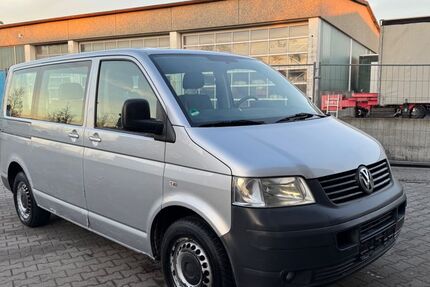 VW T5 Transporter 220.800 km 4.999 &euro; Edling 83533