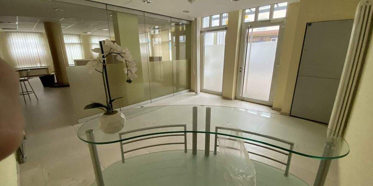 Gewerbeobjekt Kolbermoor - 4 Zimmer, 248 m&sup2;, 3.375&euro; | Angebot:25727375