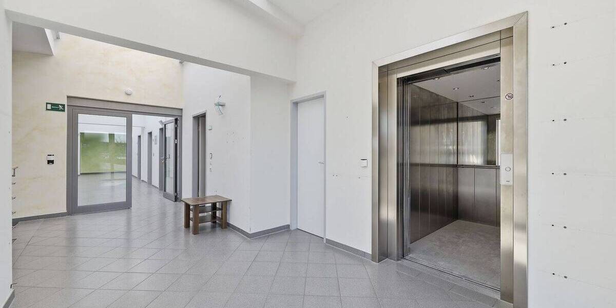 Gewerbeobjekt Ebersberg - 7.900&euro; | Angebot:26105410