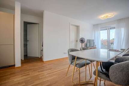 Wohnung Rosenheim Innenstadt - 2 Zimmer, 46 m&sup2;, 290.000&euro; | Angebot:26757120