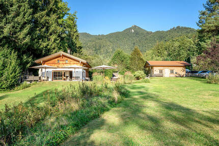 Haus Schliersee - 4 Zimmer, 189 m&sup2;, 3.800.000&euro; | Angebot:25674040