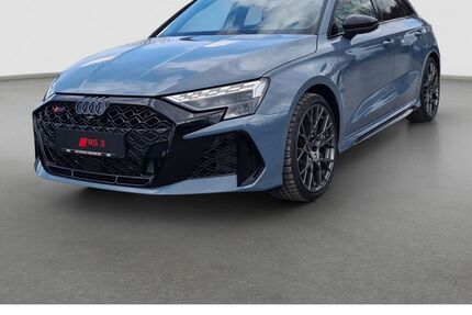 Audi RS3 4.000 km 69.450 &euro; Ebersberg bei München 85560