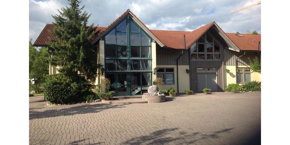 Gewerbeobjekt Söchtenau - 1.500&euro; | Angebot:25363066