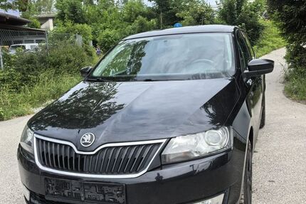 Skoda Rapid 229.869 km 3.199 &euro; Rosenheim 83026