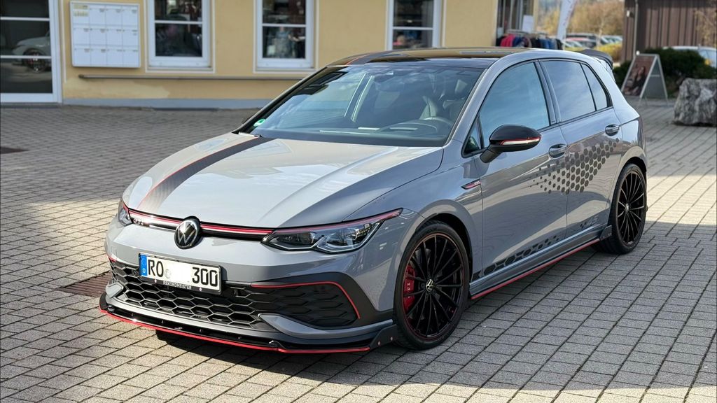 VW Golf 2.400 km 36.900 &euro; Prien 83209